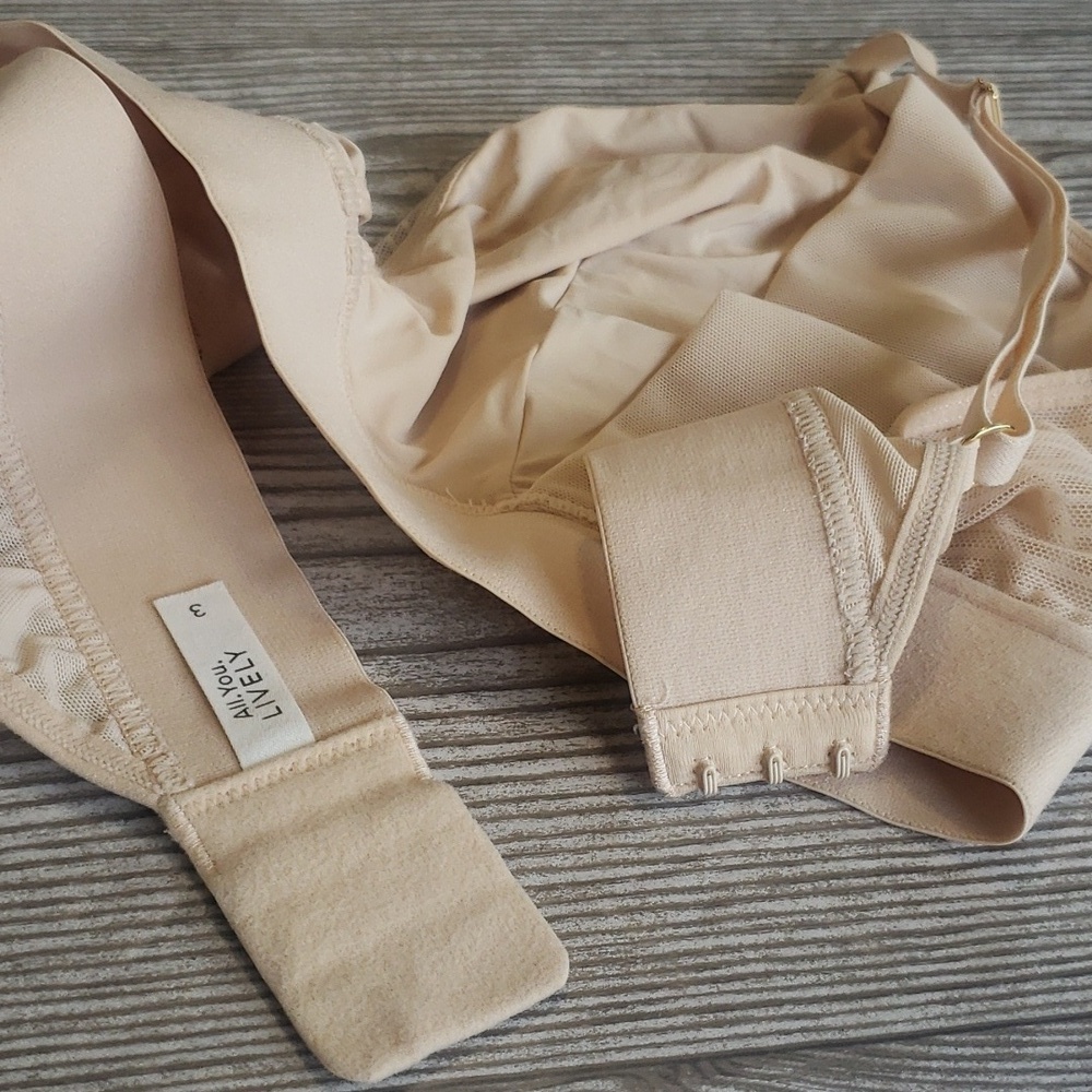 All you Lively 3 beige full figure  mesh lined bralette - Picture 4 of 4